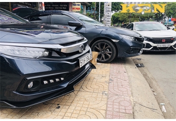 Độ Lip Cảng Trước Thể Thao Và Một Ít Phụ Kiện Cho Honda Civic